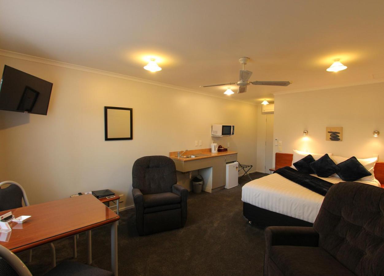 Bk'S Magnolia Motor Lodge Whanganui Extérieur photo