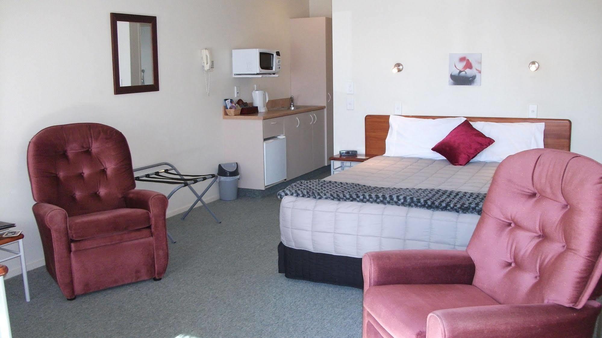 Bk'S Magnolia Motor Lodge Whanganui Extérieur photo